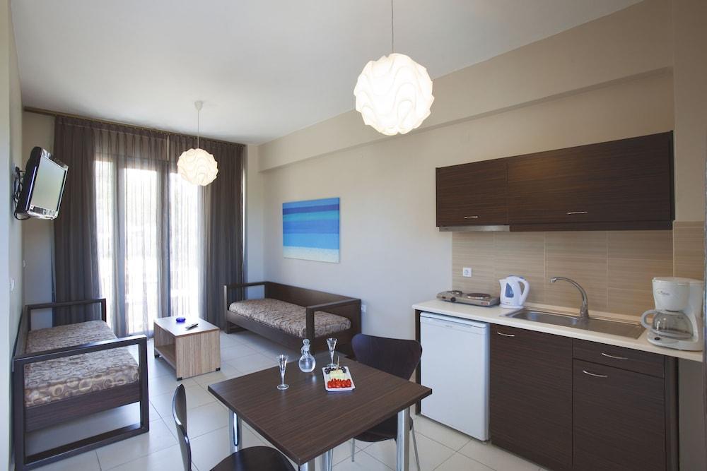 La Stella Suites Платанес Екстериор снимка